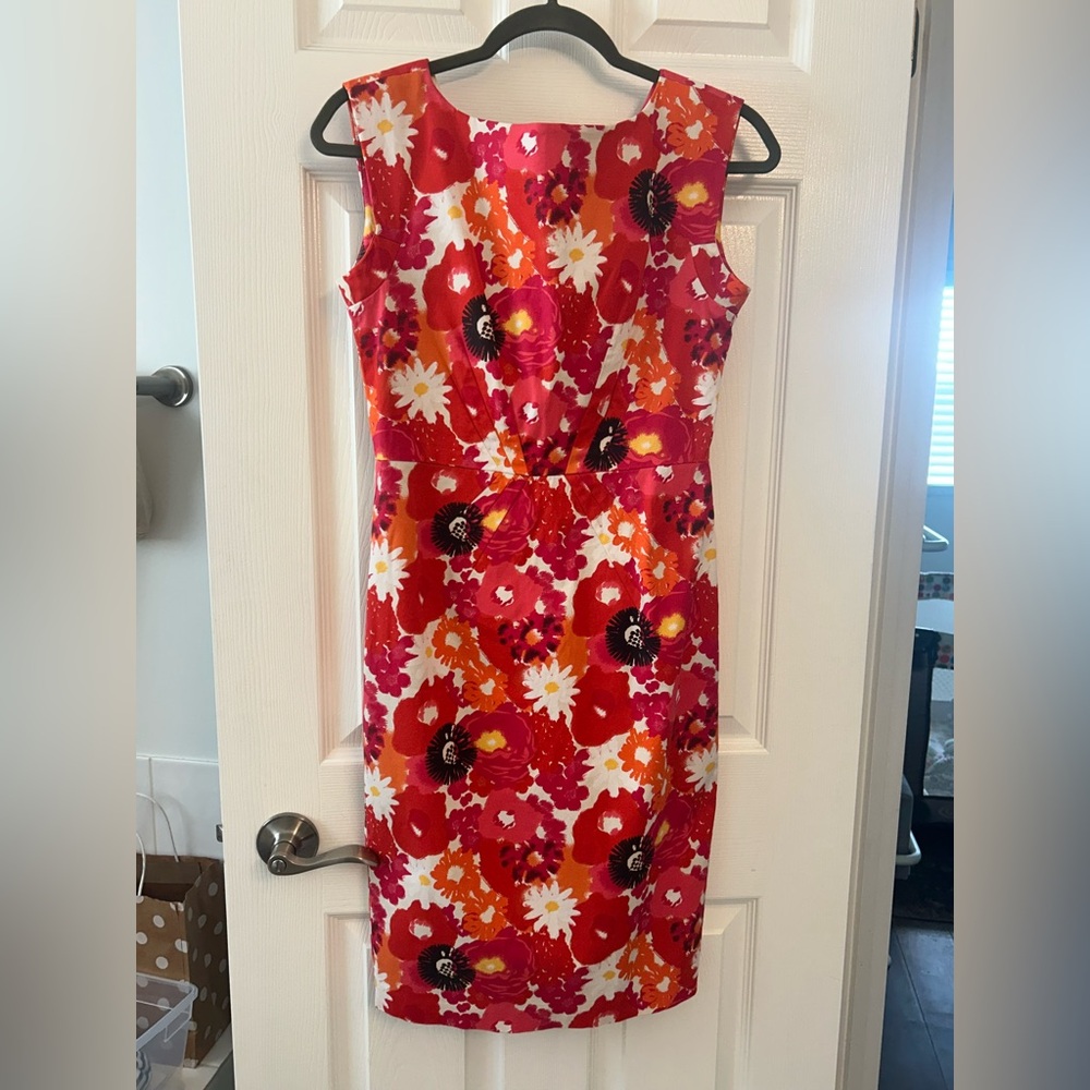 Club Monaco Red and White Floral Dress 8 Work Wedding Event
